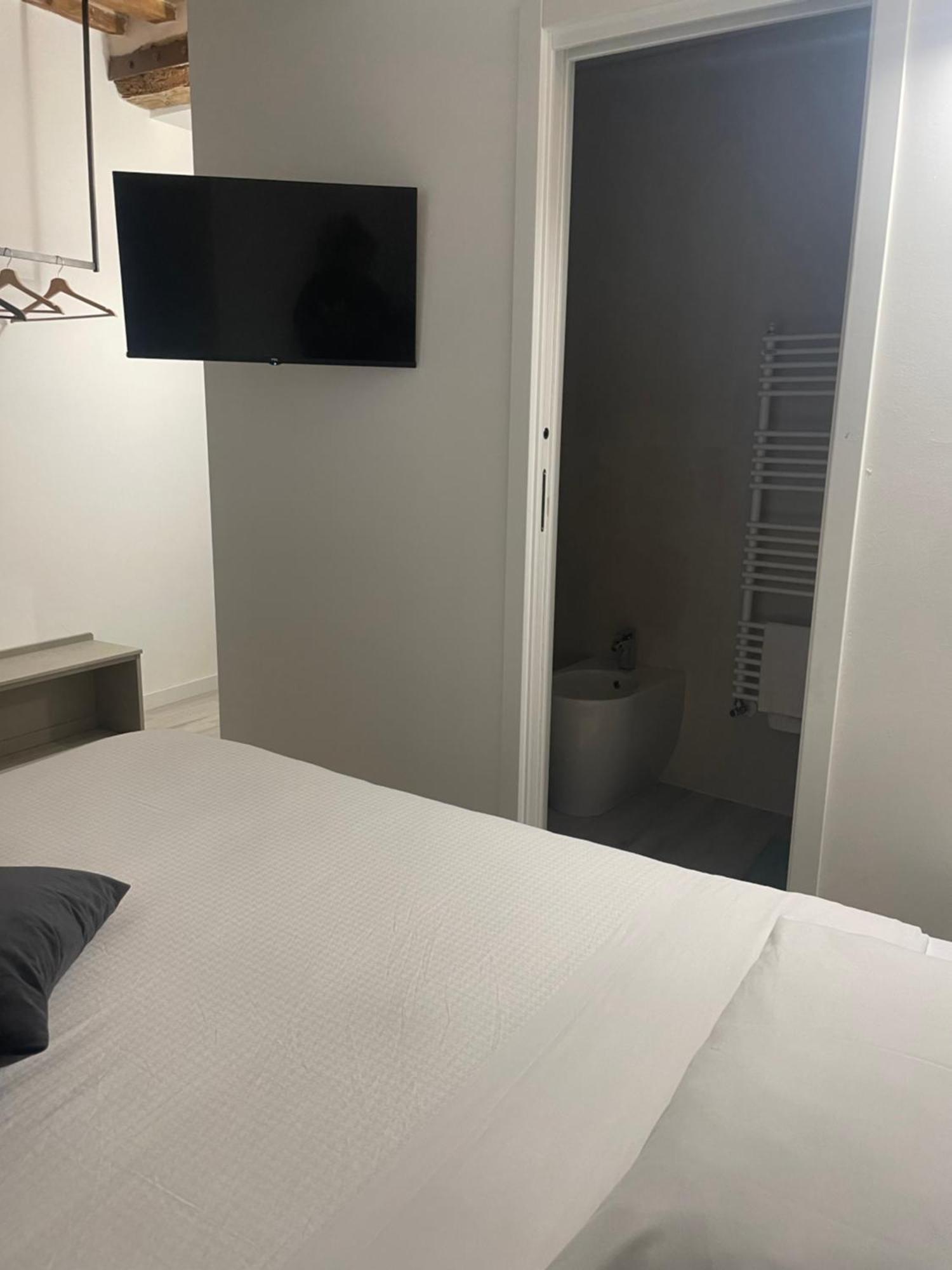 Bed and Breakfast L'Inferno Di Dante Gubbio Exterior foto