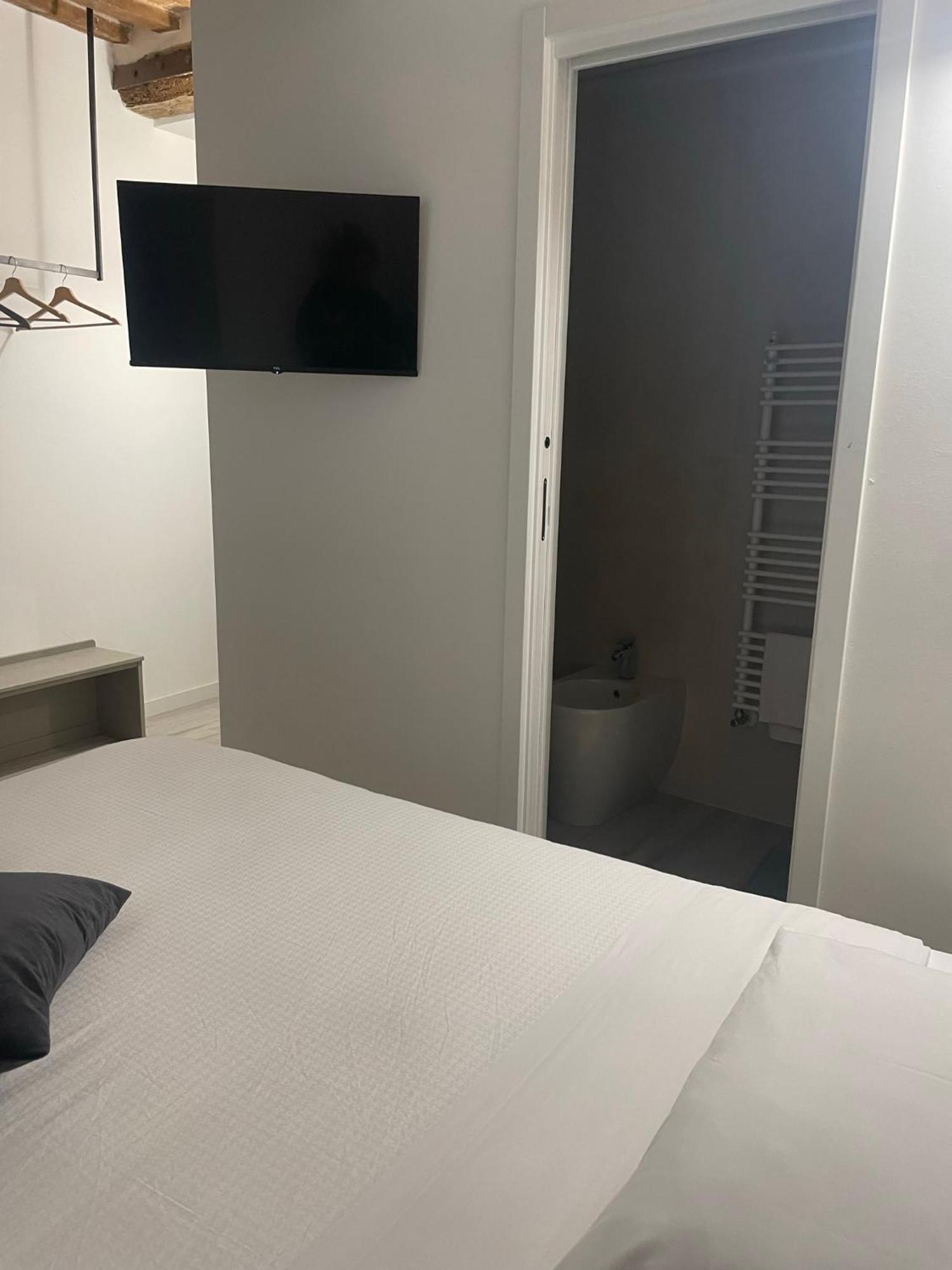 Bed and Breakfast L'Inferno Di Dante Gubbio Exterior foto